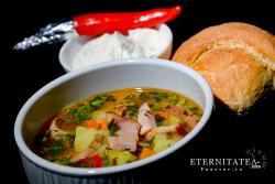 images/meniu-frupt-praznice-iasi/CIORBA DE LEGUME CU AFUMATURA_principal_copyright.jpg